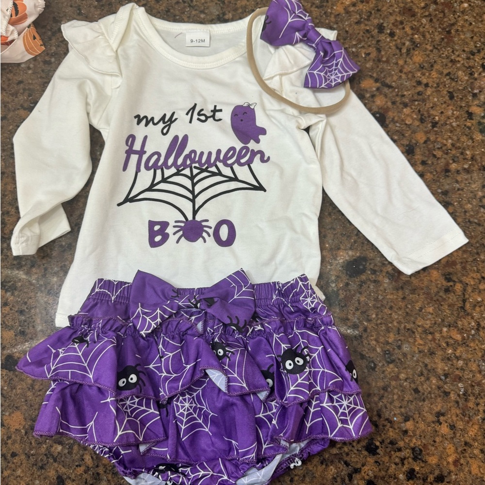 My first Halloween outfit! 9-12m